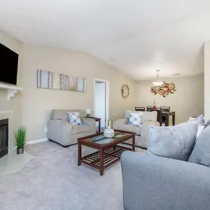 Charming With Wi-fi , Charlotte United States